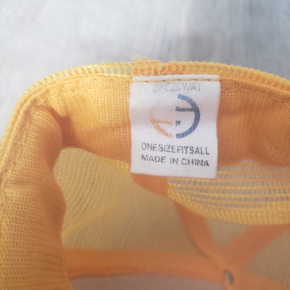 Vintage LSU Tigers NCAA Speedway Adult Snapback Yellow Trucker Baseball Hat Cap - Picture 8 of 8